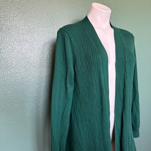 Liz Claiborne Emerald Green Long Sleeve Cardigan Sweater Flowy Top Fall Winter - Picture 4 of 9